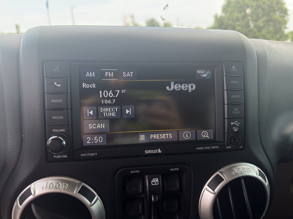 2017 Jeep Wrangler Sahara