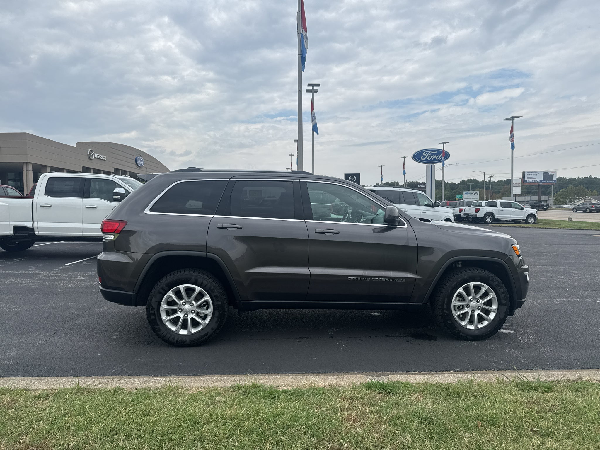 2021 Jeep Grand Cherokee Laredo X