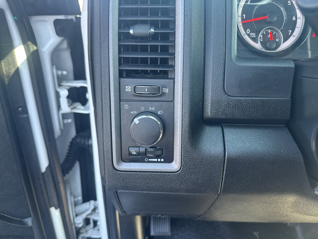2021 RAM 1500 Classic Tradesman