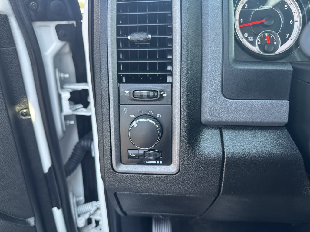 2020 RAM 1500 Classic Tradesman
