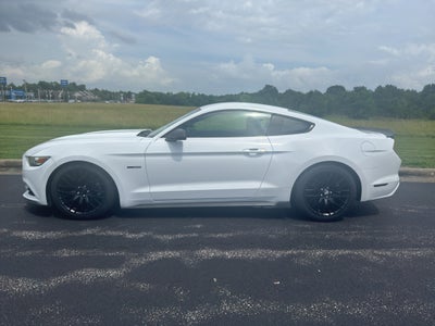 2017 Ford Mustang V6