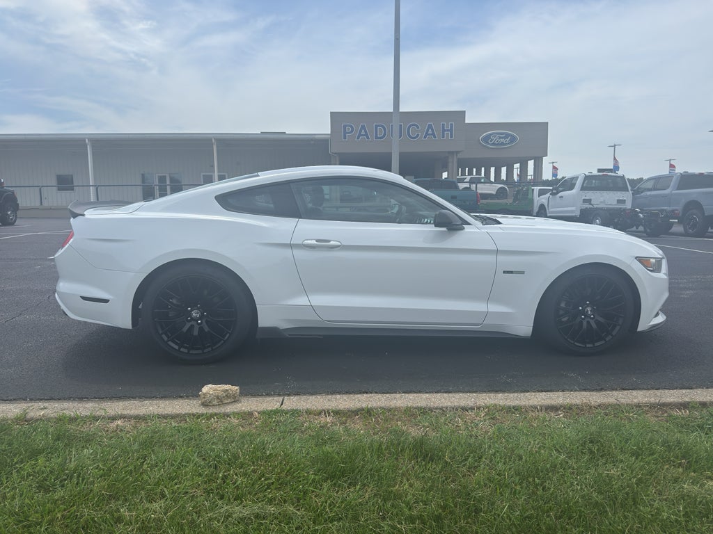 2017 Ford Mustang V6