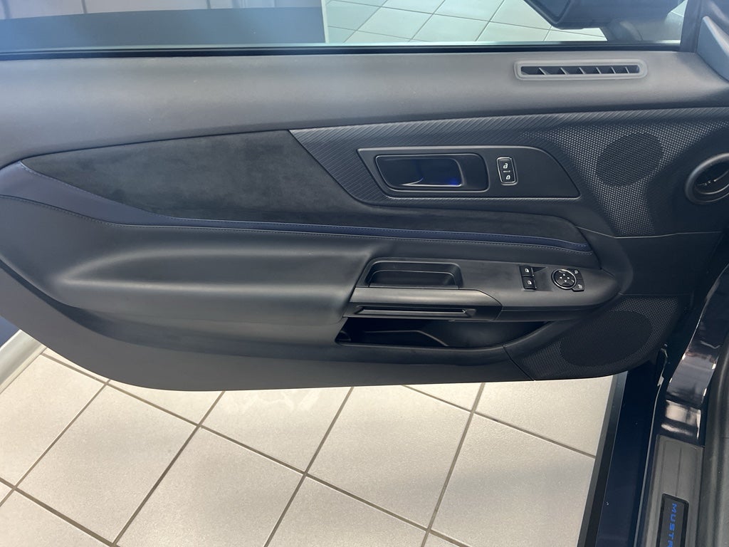 2024 Ford Mustang Dark Horse