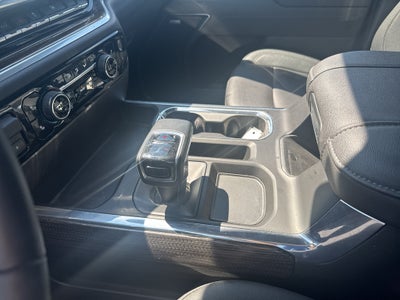 2025 Chevrolet Silverado RST