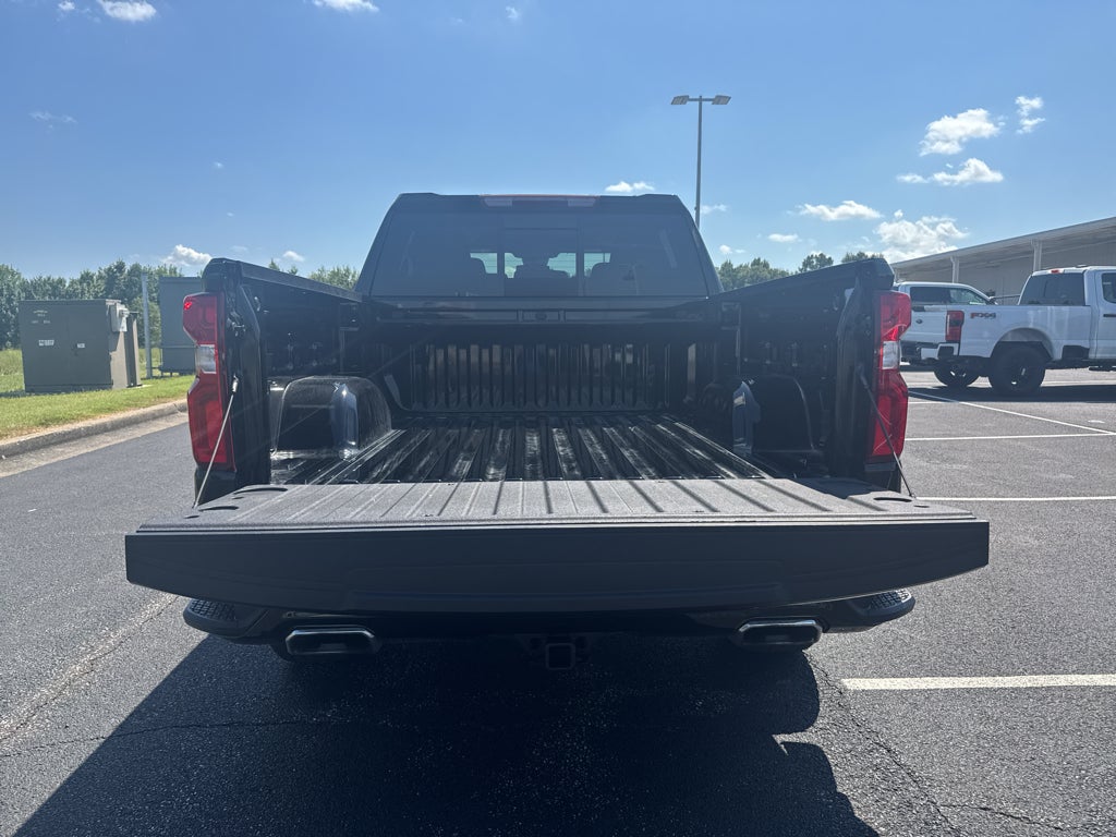 2025 Chevrolet Silverado RST