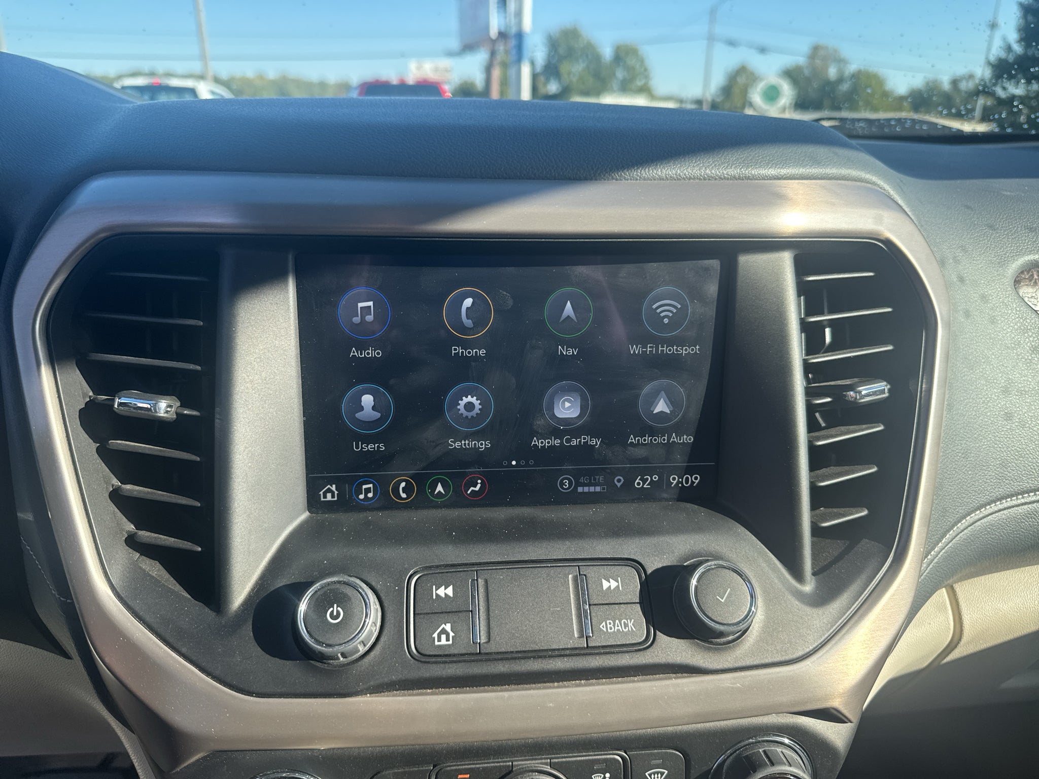 2021 GMC Acadia Denali