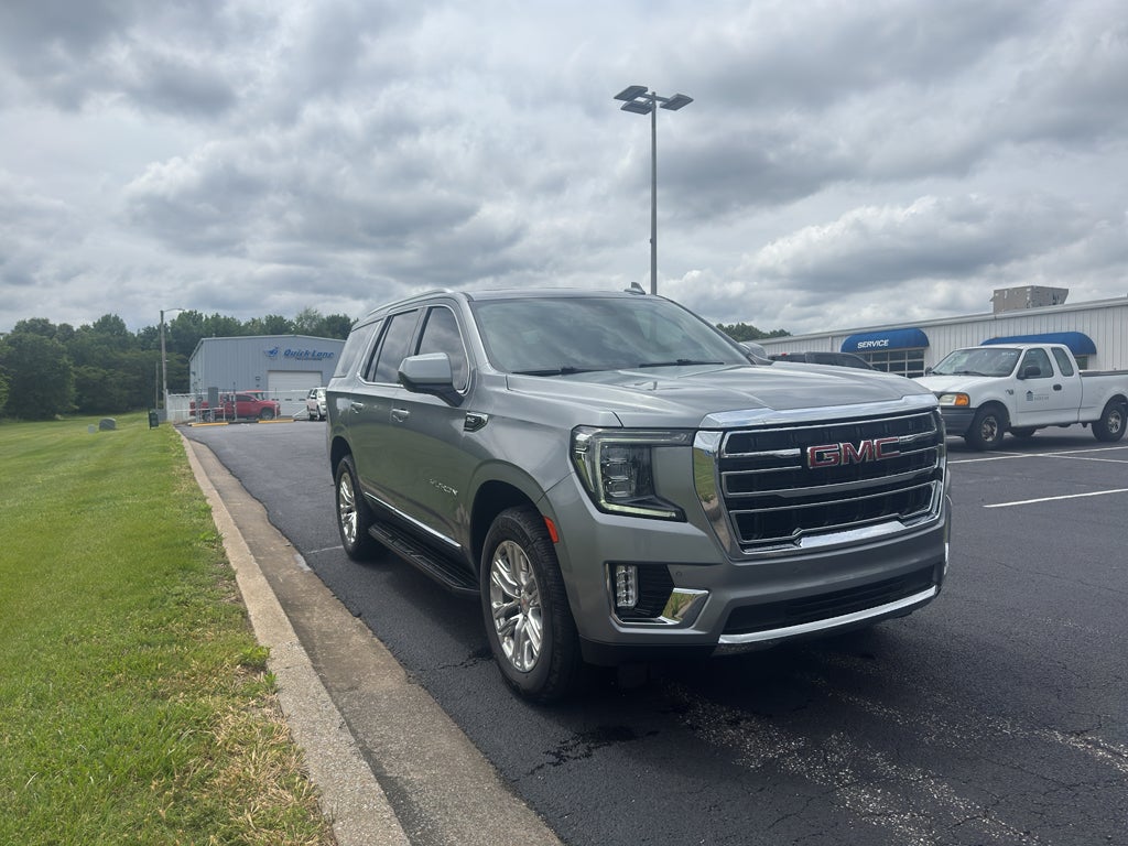2023 GMC Yukon SLT