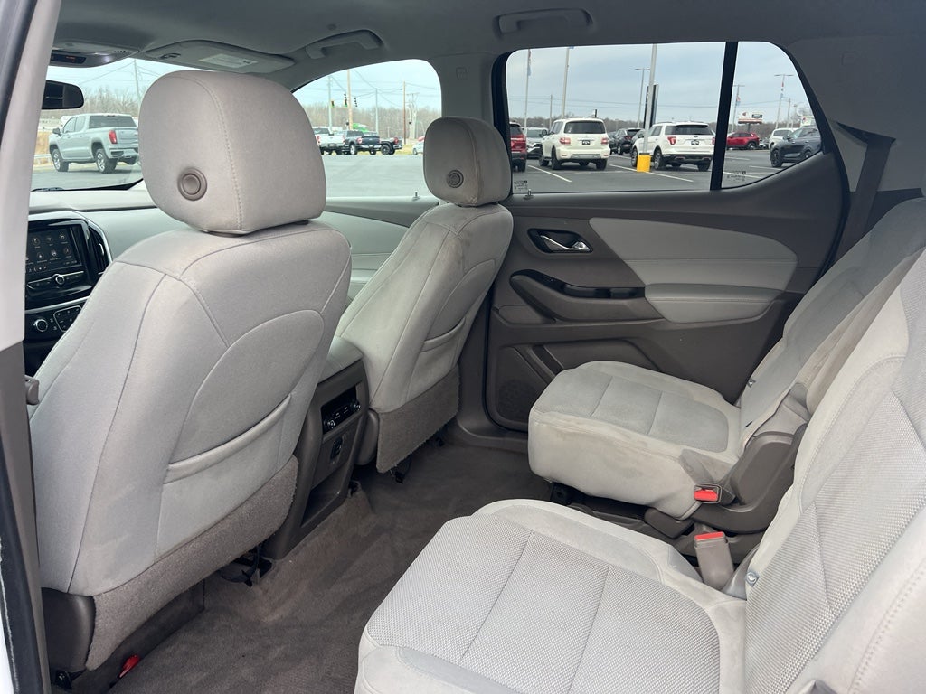 2020 Chevrolet Traverse LT Cloth