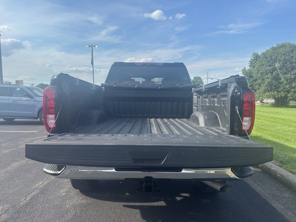 2025 GMC Sierra Pro