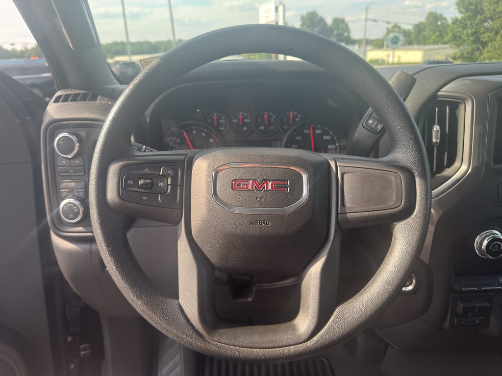 2025 GMC Sierra Pro
