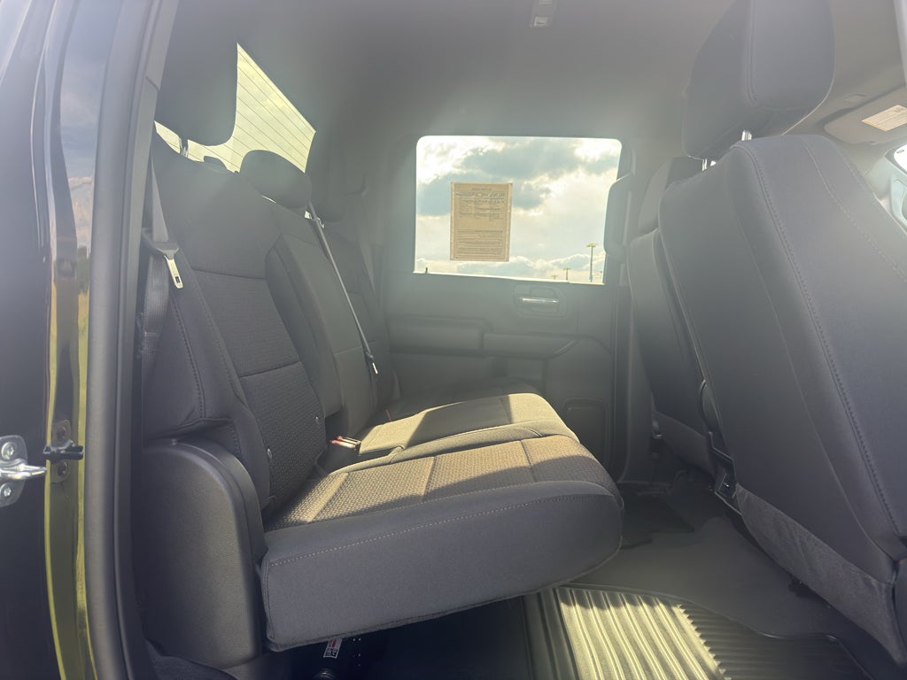 2025 GMC Sierra Pro