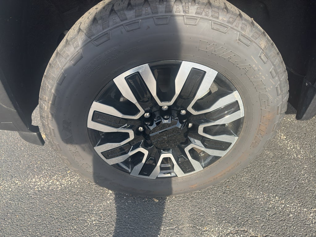 2025 GMC Sierra Pro