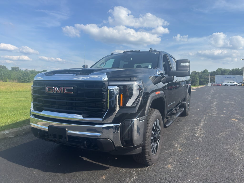 2025 GMC Sierra Pro