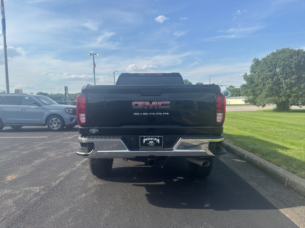 2025 GMC Sierra Pro