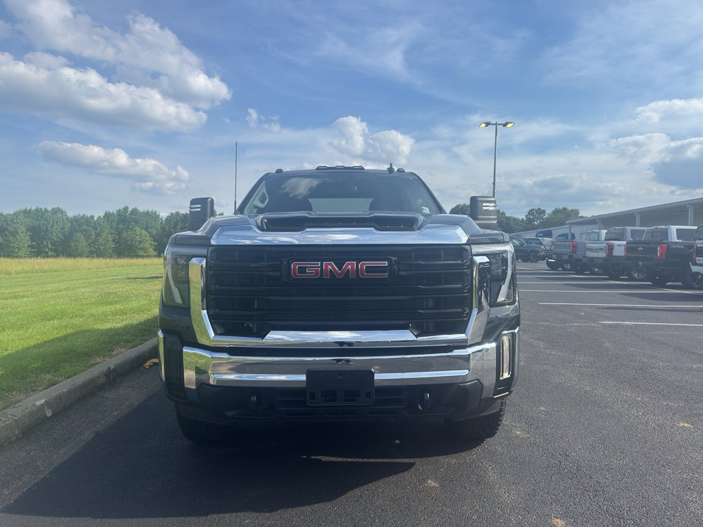 2025 GMC Sierra Pro