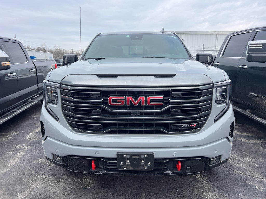 2024 GMC Sierra AT4