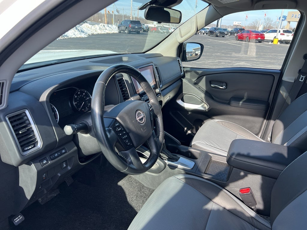 2022 Nissan Frontier SV