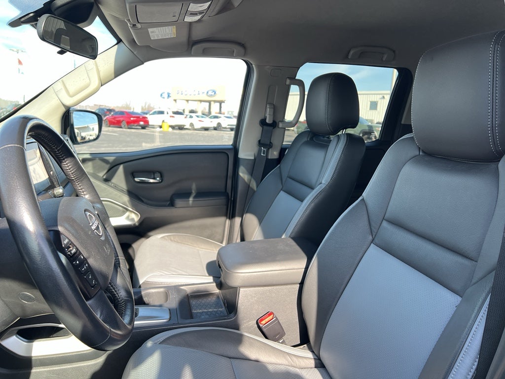 2022 Nissan Frontier SV