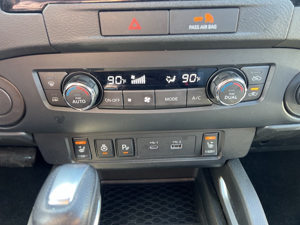 2022 Nissan Frontier SV