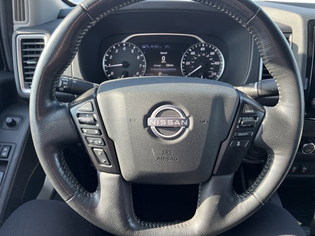 2022 Nissan Frontier SV
