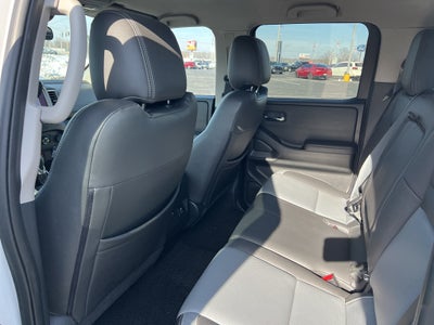 2022 Nissan Frontier SV