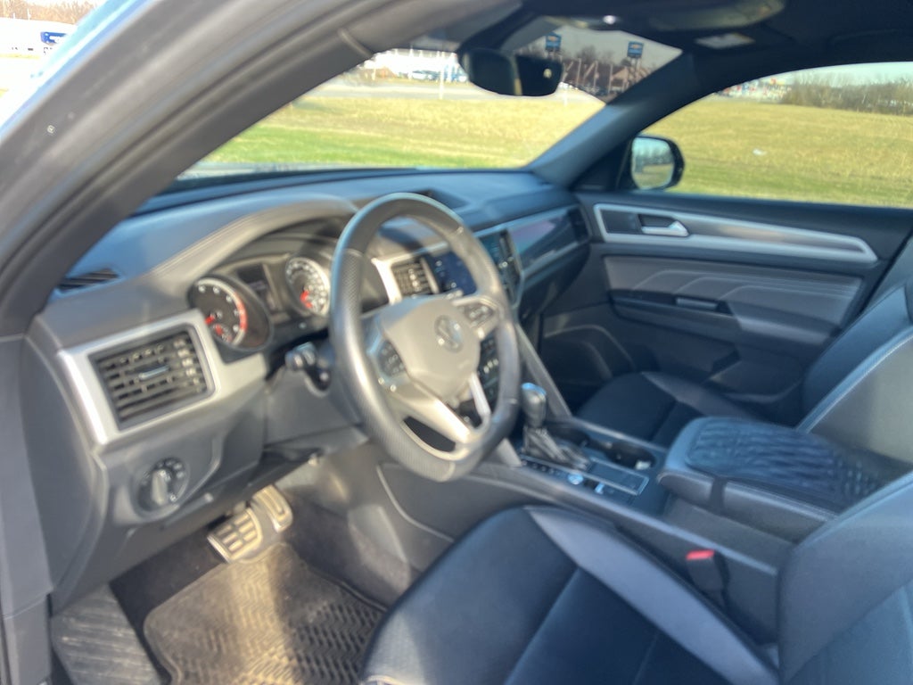 2021 Volkswagen Atlas Cross Sport 3.6L V6 SE w/Technology R-Line
