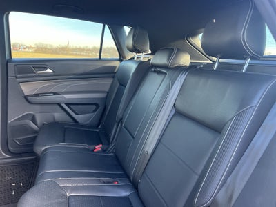 2021 Volkswagen Atlas Cross Sport 3.6L V6 SE w/Technology R-Line