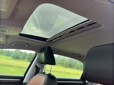 2018 Volkswagen Passat 2.0T SEL Premium