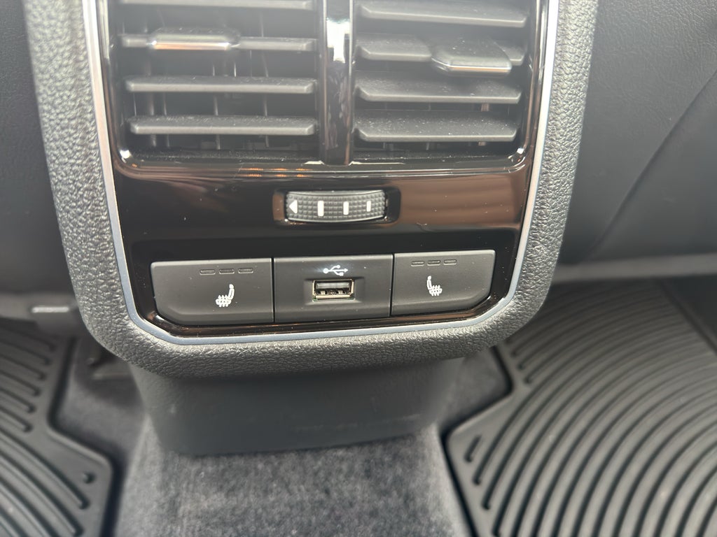 2018 Volkswagen Passat 2.0T SEL Premium