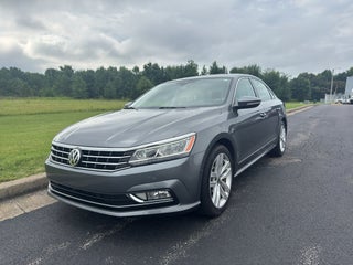2018 Volkswagen Passat 2.0T SEL Premium