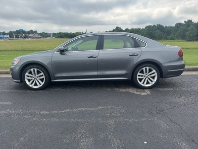 2018 Volkswagen Passat 2.0T SEL Premium
