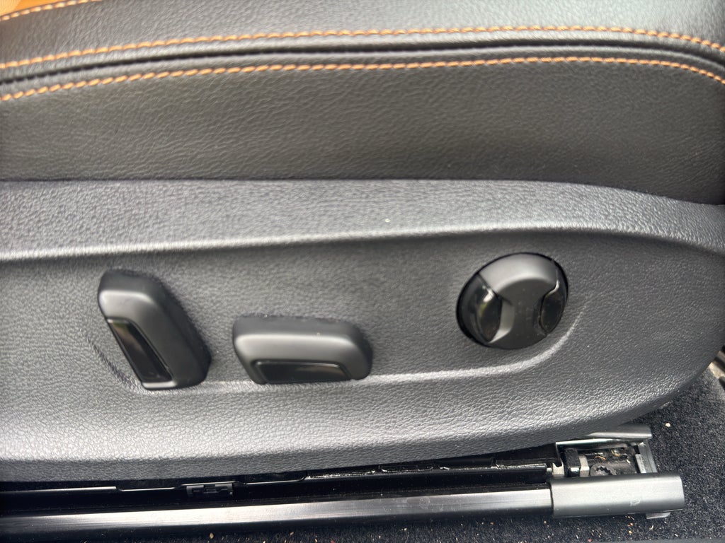 2018 Volkswagen Passat 2.0T SEL Premium