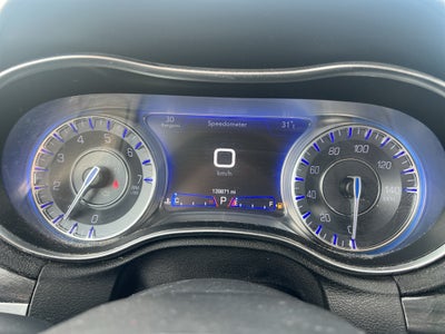 2019 Chrysler 300 Touring L