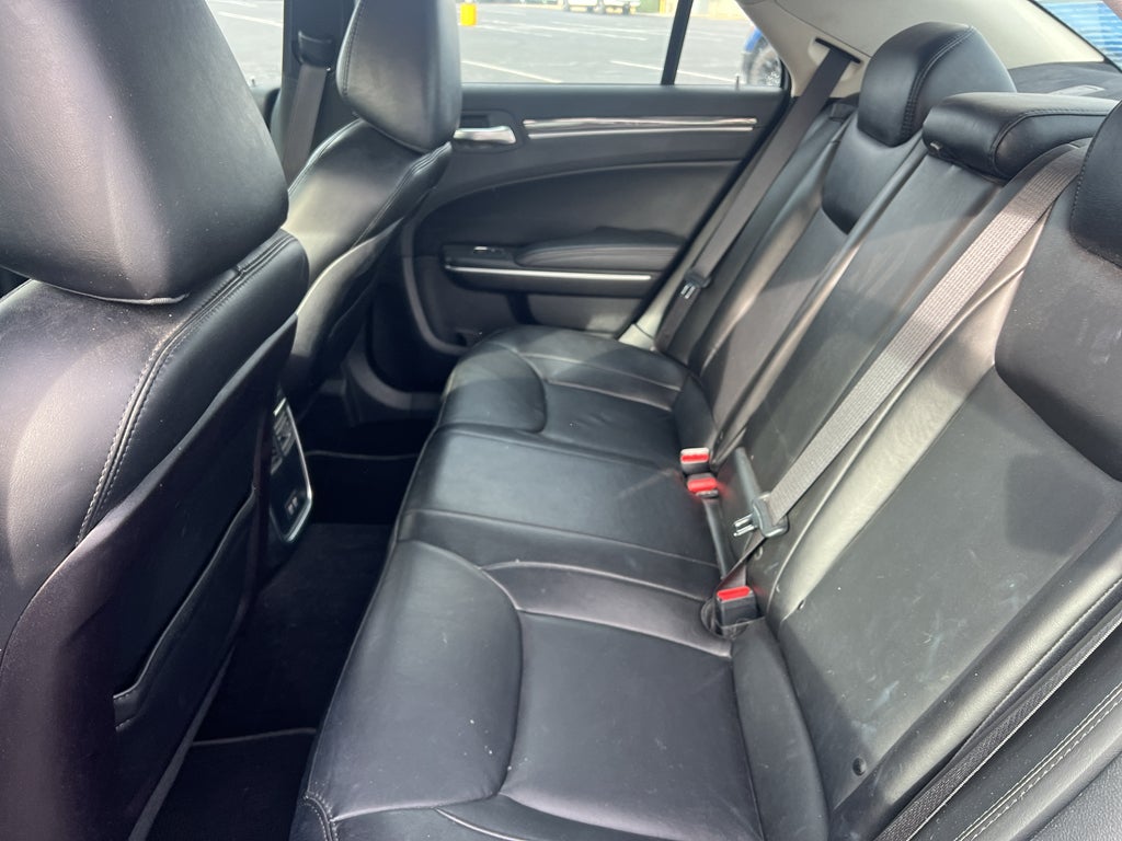 2019 Chrysler 300 Touring L