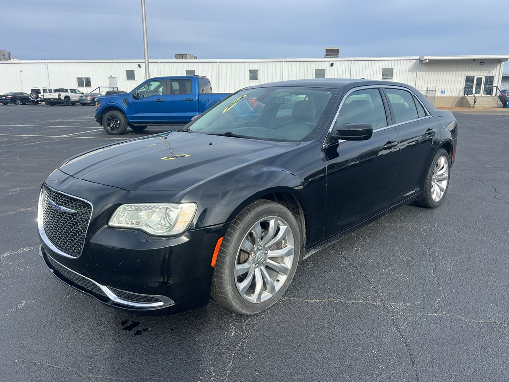 2019 Chrysler 300 Touring L