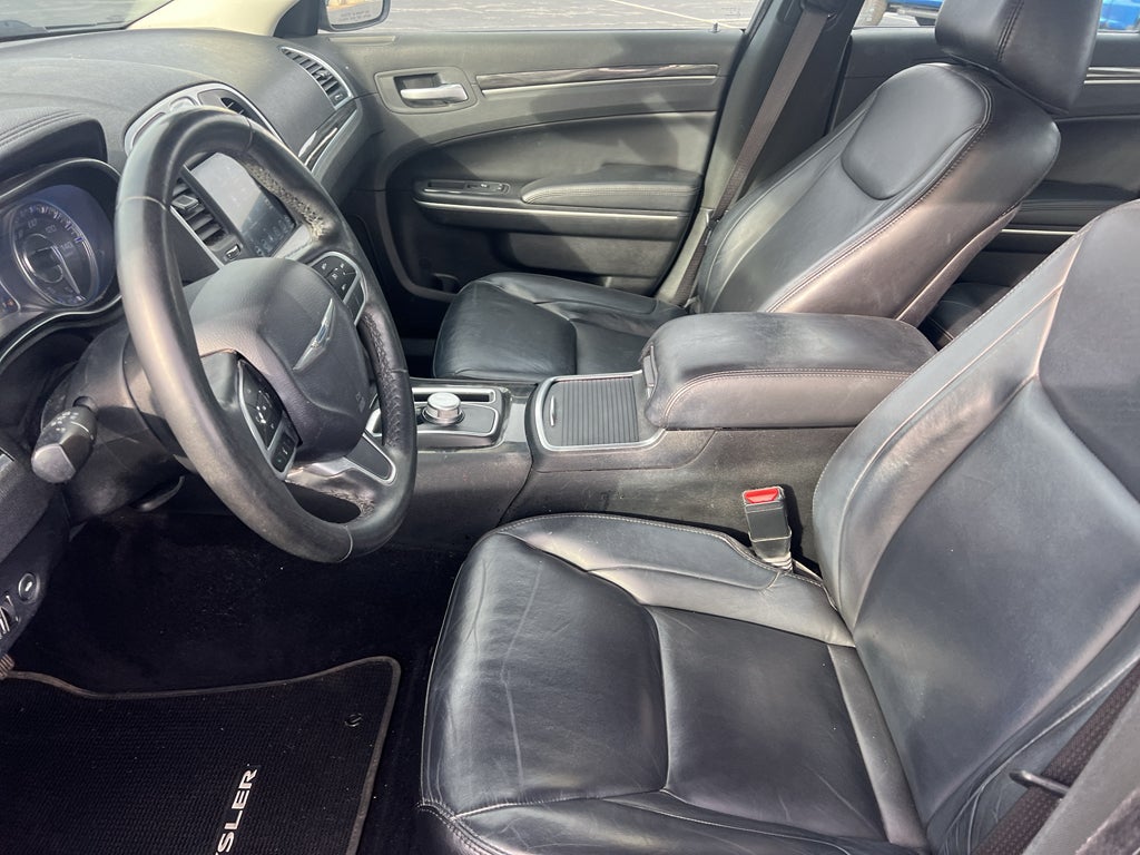 2019 Chrysler 300 Touring L