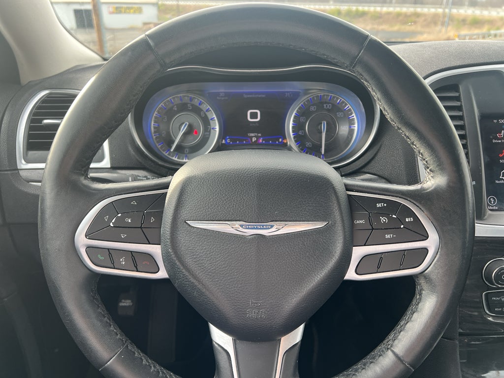 2019 Chrysler 300 Touring L