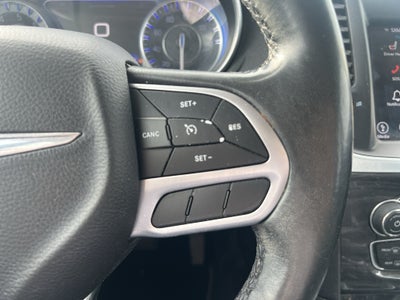 2019 Chrysler 300 Touring L