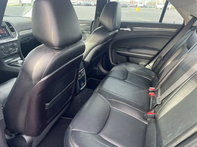 2019 Chrysler 300 Touring L