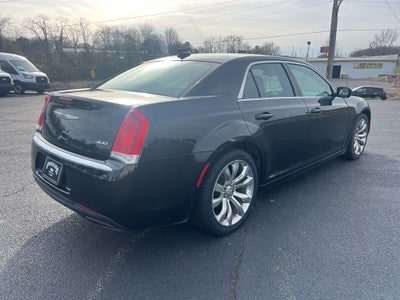 2019 Chrysler 300 Touring L