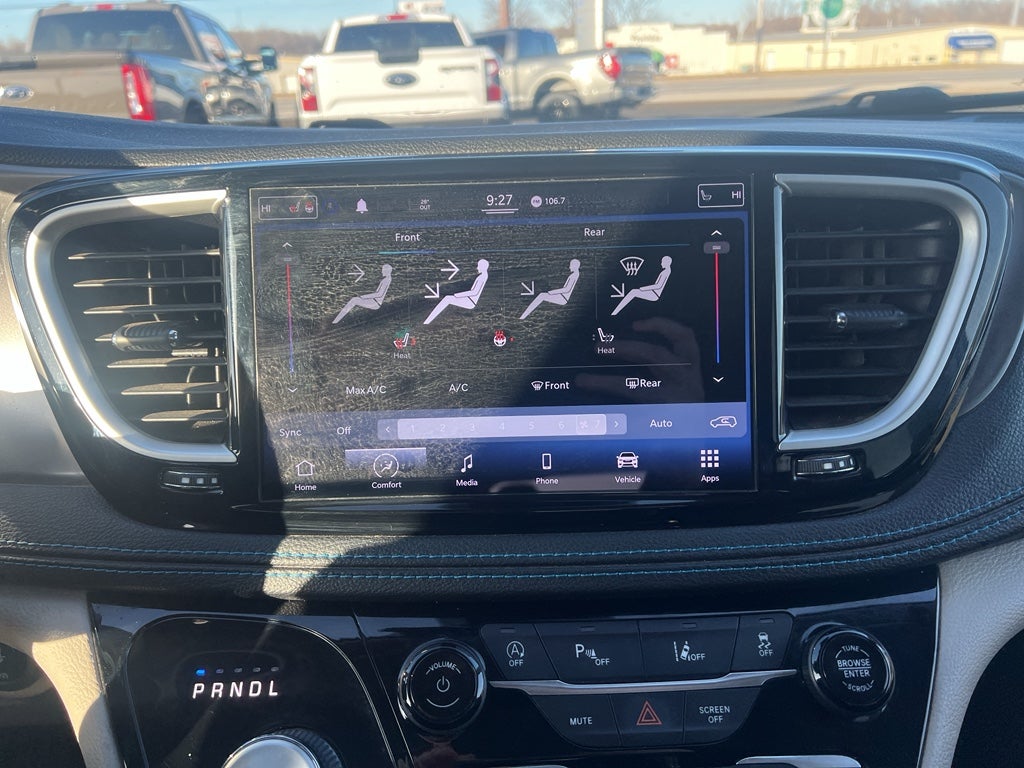 2021 Chrysler Pacifica Touring L