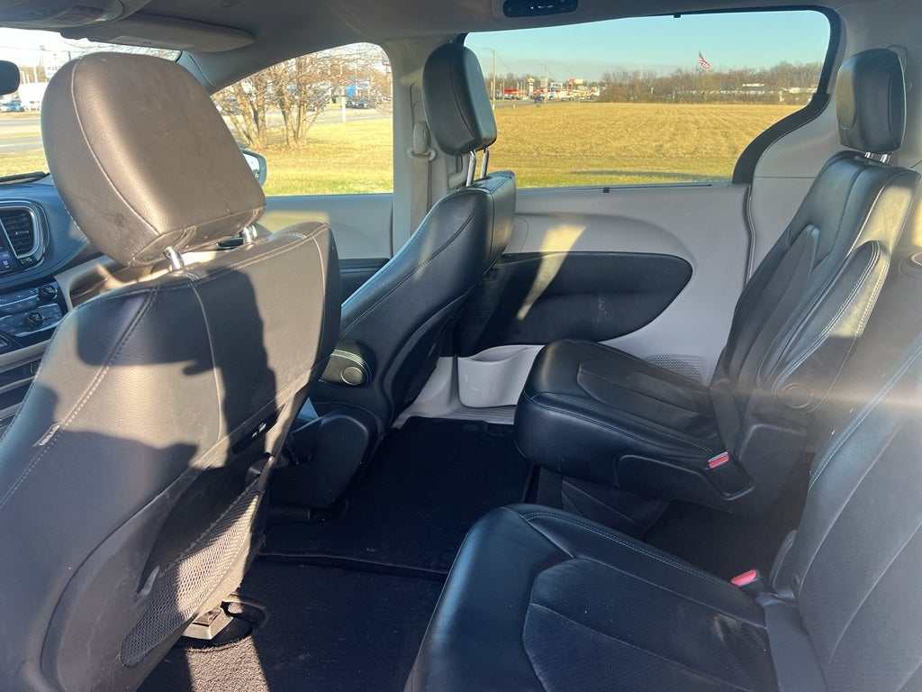2021 Chrysler Pacifica Touring L