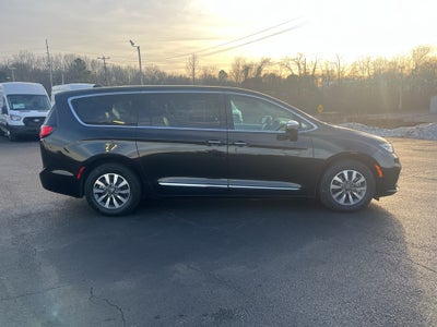 2023 Chrysler Pacifica Hybrid Limited