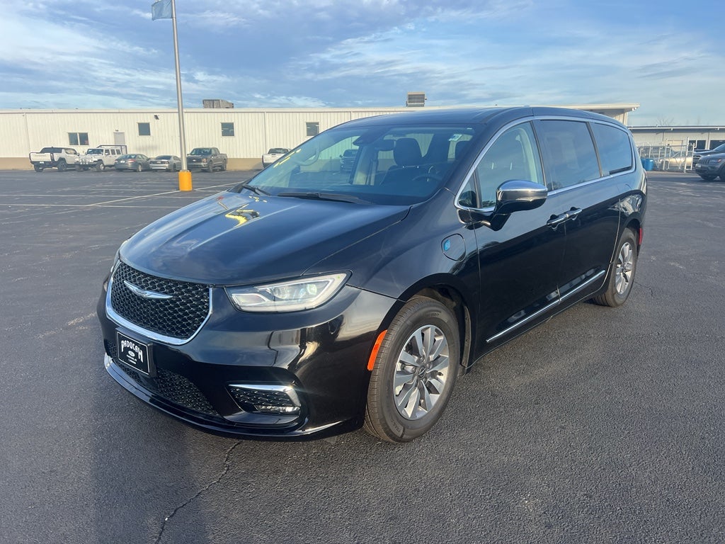 2023 Chrysler Pacifica Hybrid Limited