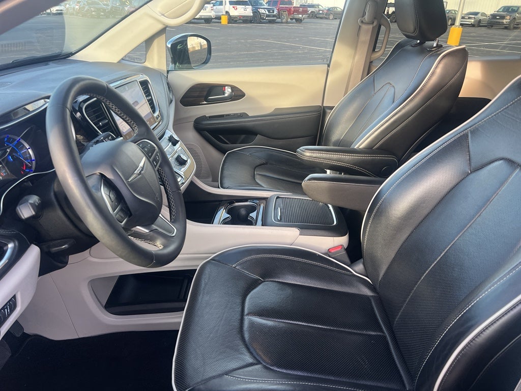 2023 Chrysler Pacifica Hybrid Limited