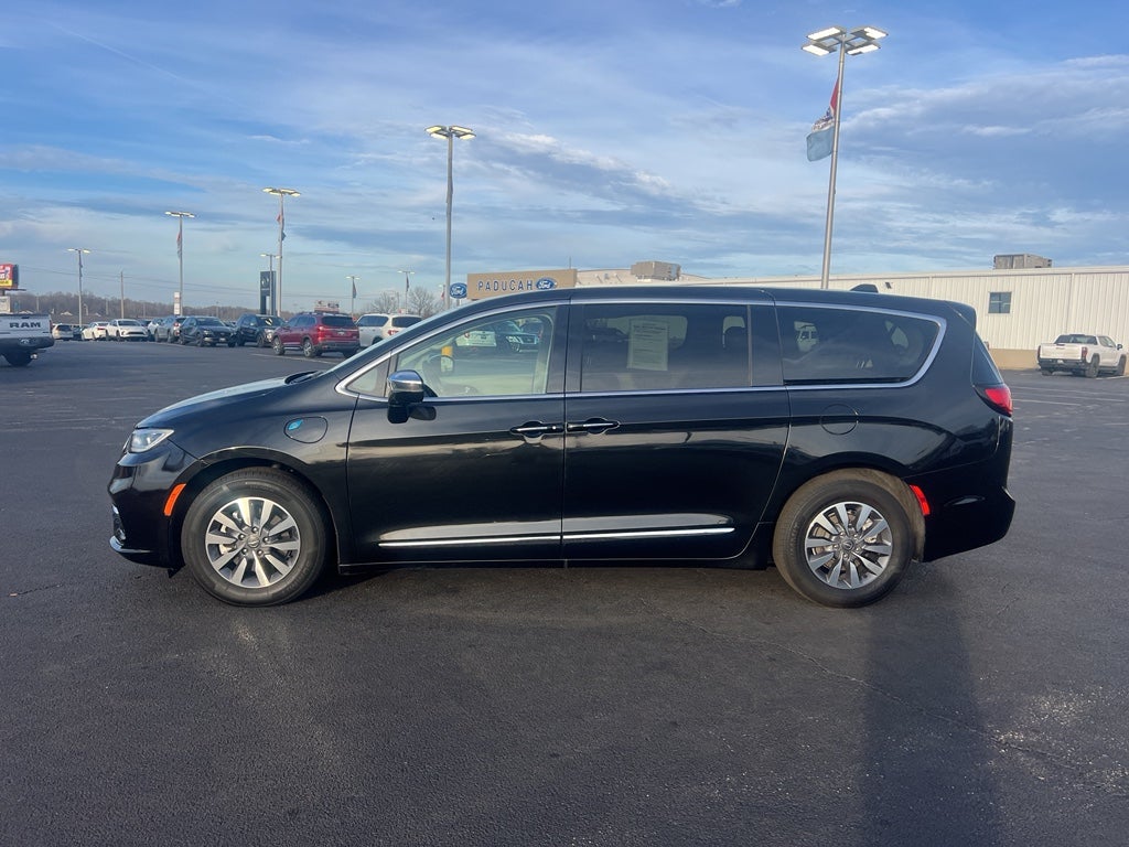 2023 Chrysler Pacifica Hybrid Limited