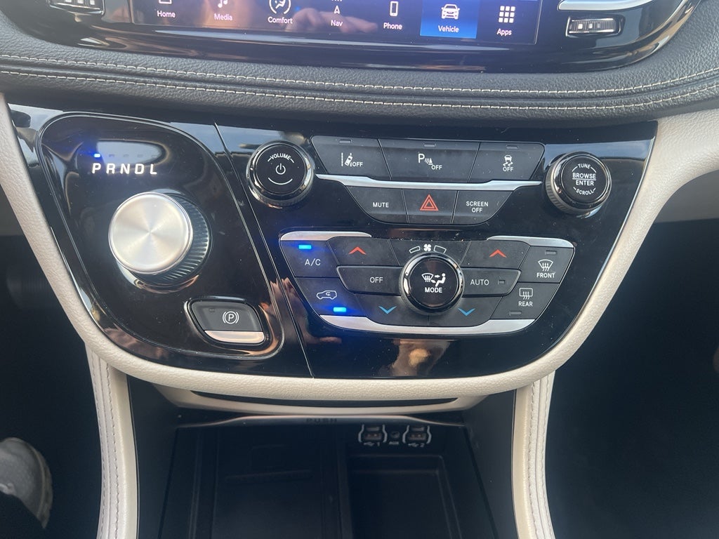 2023 Chrysler Pacifica Hybrid Limited