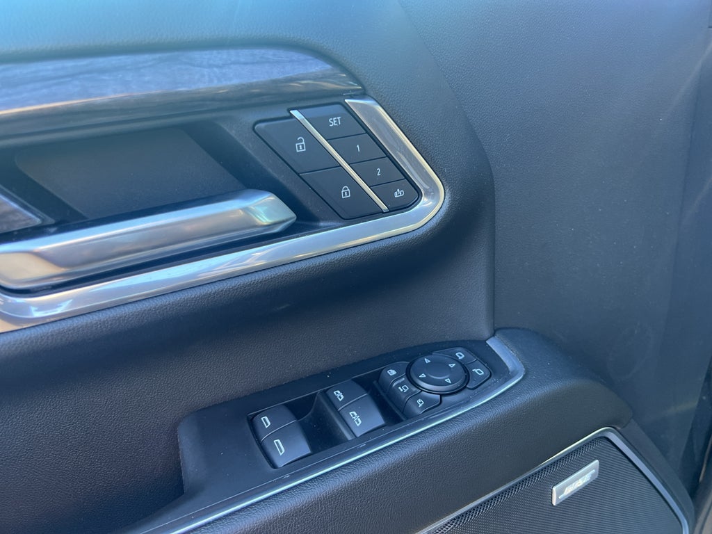 2025 Chevrolet Silverado LTZ