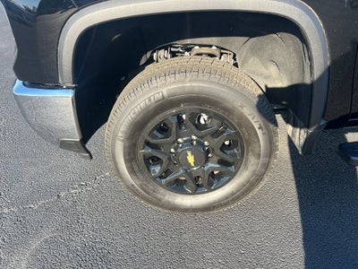 2025 Chevrolet Silverado LTZ