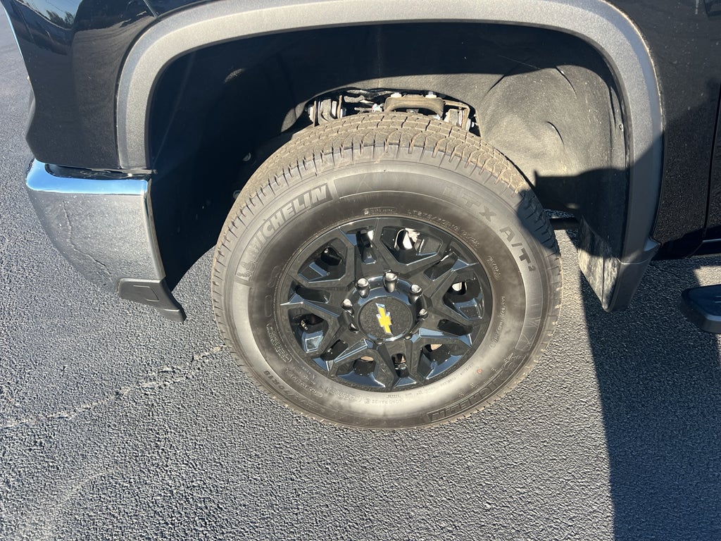 2025 Chevrolet Silverado LTZ